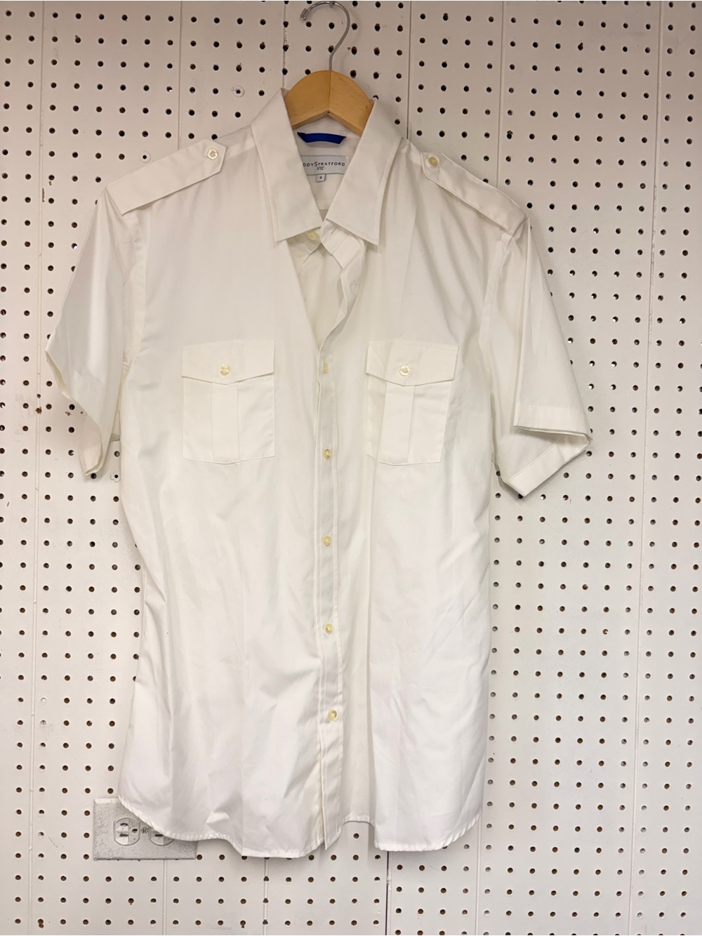 Teddy Stratford White Short-Sleeve Button-Down Shirt with Chest Pockets